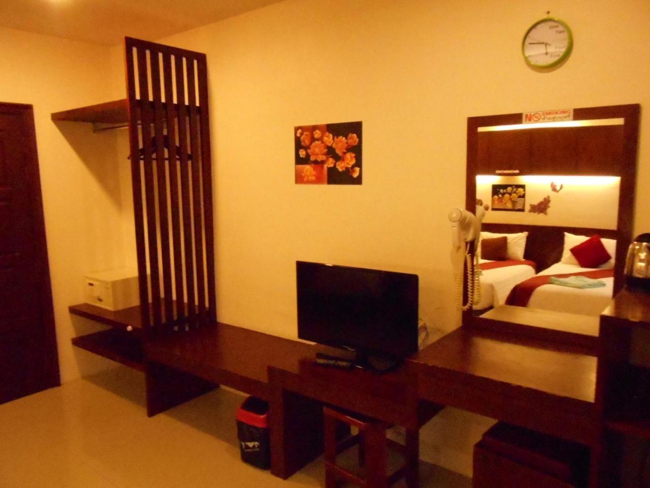 Отель 7 Sky Residency Patong Экстерьер фото