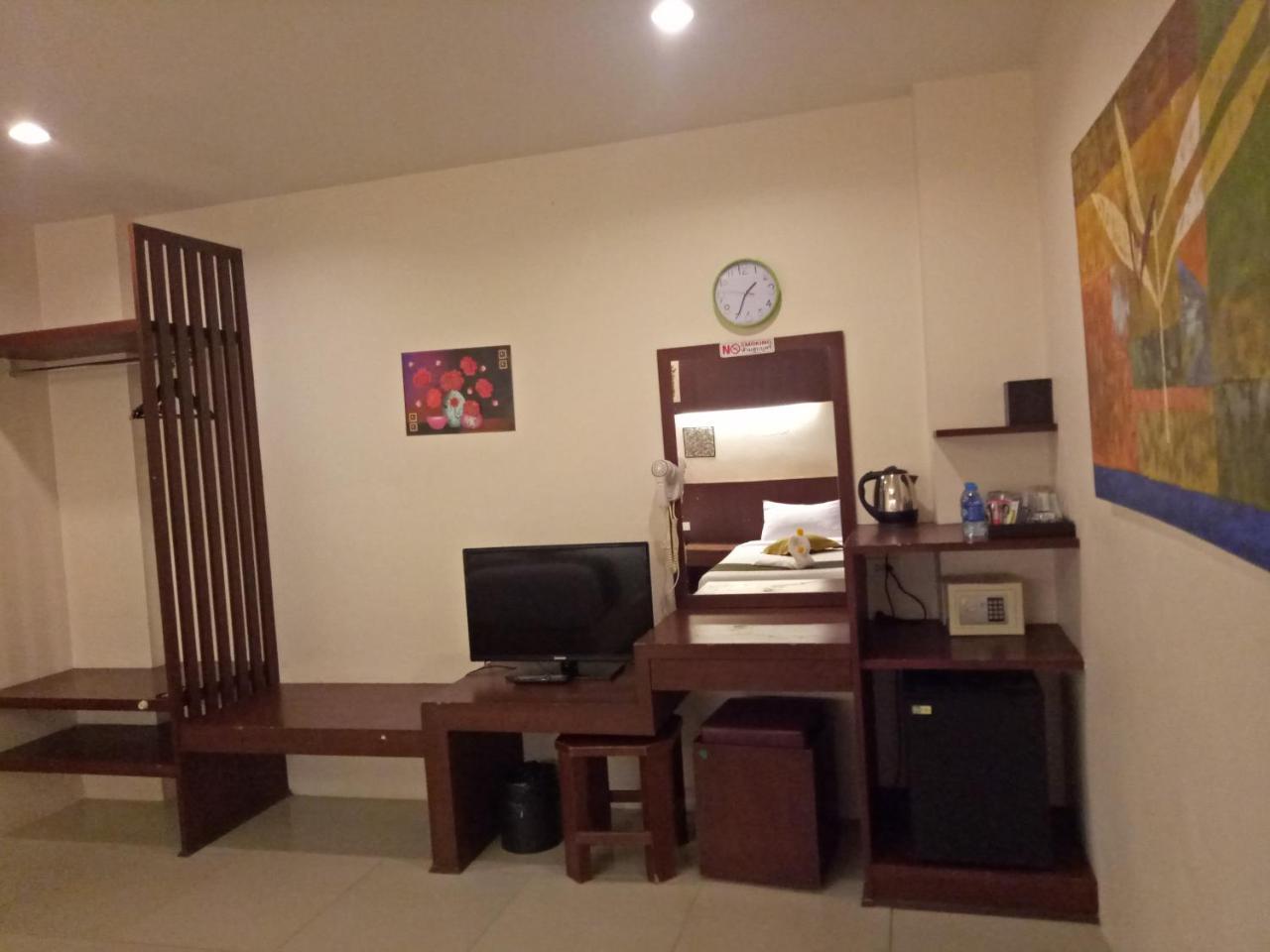 Отель 7 Sky Residency Patong Экстерьер фото